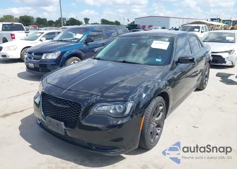 2021 Chrysler 300 Touring from USA, damaged, VIN 2C3CCAAG5MH637011